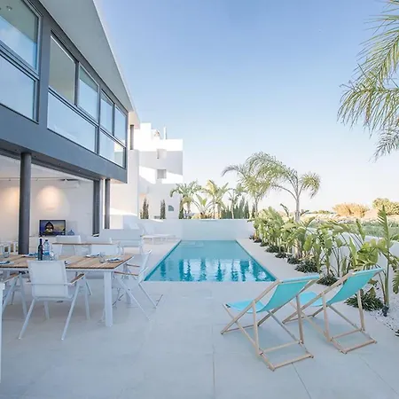 Limni Enas - Luxury And Contemporary 3 Bedroom Kapparis With Sea View * Paralímni