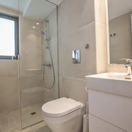 Villa Limni Enas - Luxury And Contemporary 3 Bedroom Kapparis With Sea View