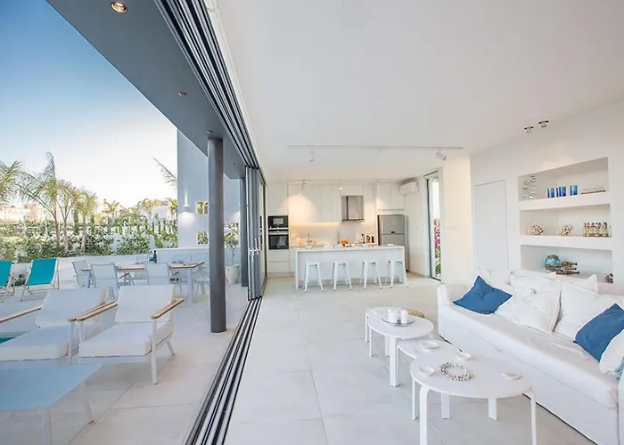 Limni Enas - Luxury And Contemporary 3 Bedroom Kapparis With Sea View Paralimni