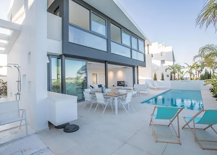 Villa Limni Enas - Luxury And Contemporary 3 Bedroom Kapparis With Sea View