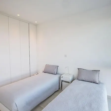 Limni Enas - Luxury And Contemporary 3 Bedroom Kapparis With Sea View 别墅 帕拉利米尼
