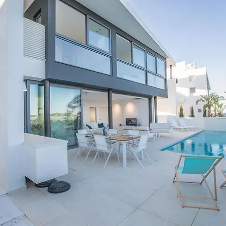 Villa Limni Enas - Luxury And Contemporary 3 Bedroom Kapparis With Sea View
